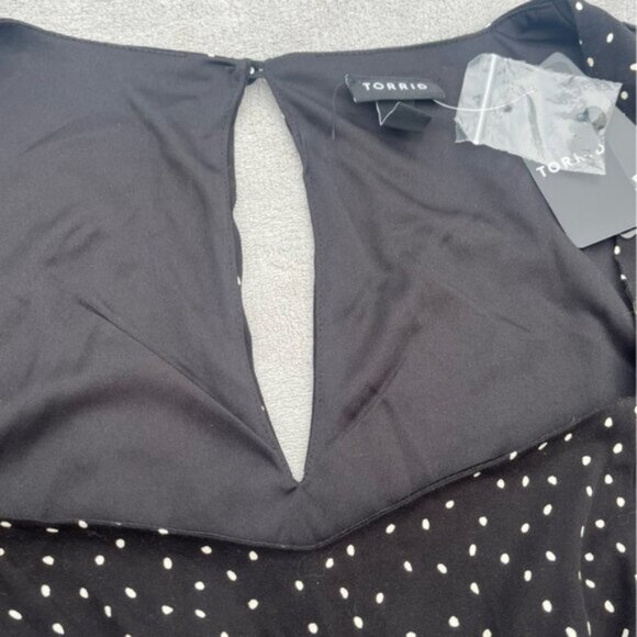 NWT Torrid Black & White Polka Dot Maxi Dress - Picture 4 of 13